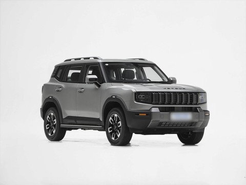 Jetour Freedom 7 Plus — China plug-in hybrid EV for export — photo 3