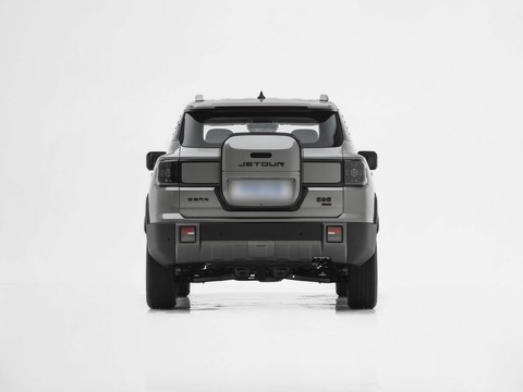 Jetour Freedom 7 Plus — China plug-in hybrid EV for export — photo 6