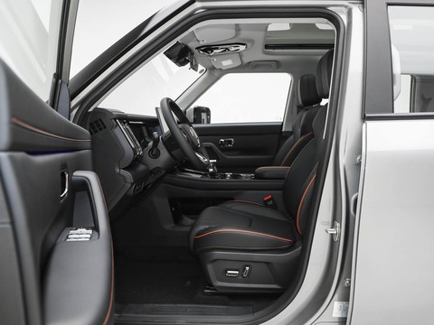 Jetour Freedom 7 Plus — China plug-in hybrid EV for export — photo 9
