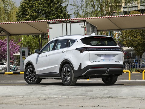 Jetour X70 C-DM — China plug-in hybrid EV for export — photo 5