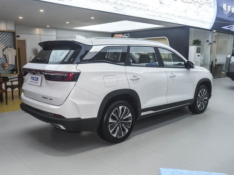 Jetour X90 C-DM — China plug-in hybrid EV for export — photo 8