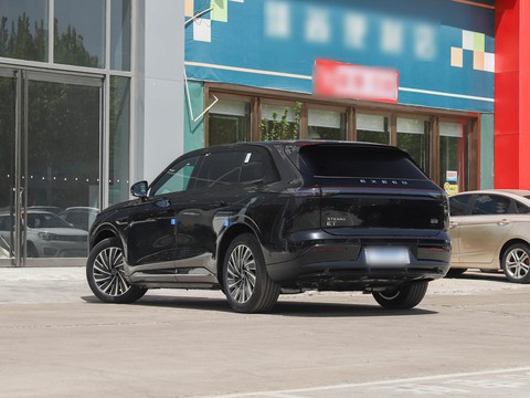 Exeed Sterra ET — China electric EV for export — photo 5