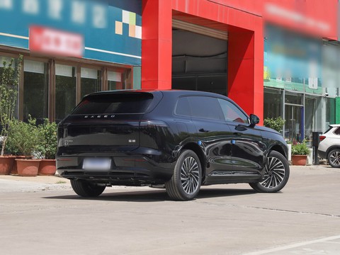 Exeed Sterra ET — China electric EV for export — photo 7