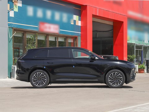 Exeed Sterra ET — China electric EV for export — photo 8