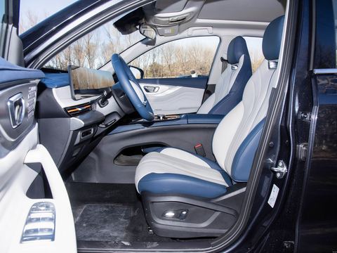 Jetour Xing Tu Zhui FengC-DM — China electric EV for export — photo 9