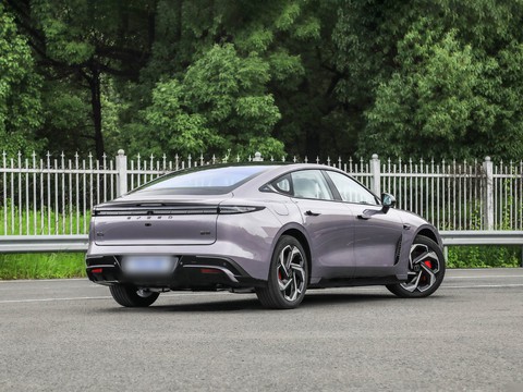 Exeed Sterra ES — China electric EV for export — photo 6
