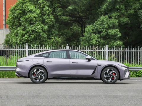 Exeed Sterra ES — China electric EV for export — photo 7