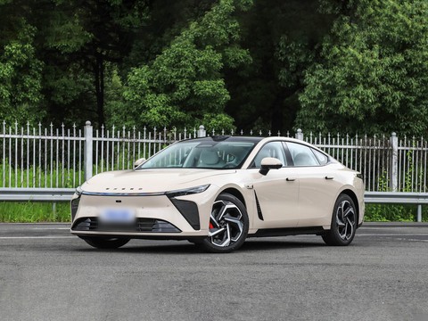 Exeed Sterra ES — China electric EV for export — photo 8