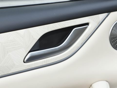 Jetour Xing TuET5 — China electric EV for export — photo 13