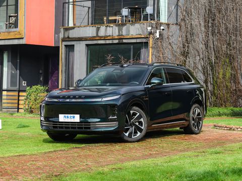 Jetour Xing TuEX7 — China electric EV for export — photo 1