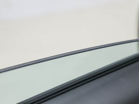Luxeed R7 — China electric EV for export — photo 12