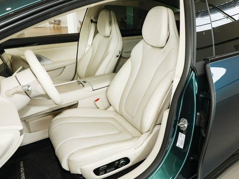 Luxeed S7 — China electric EV for export — photo 10
