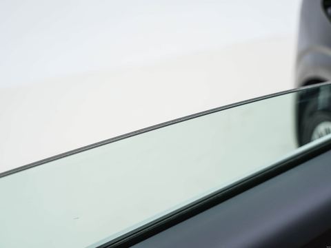 Luxeed Zhi JieV9 — China electric EV for export — photo 12