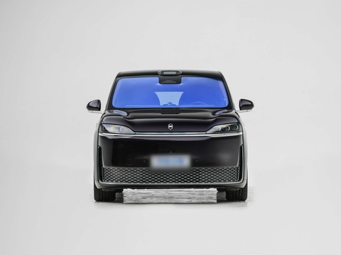 Luxeed V9 — China range-extender EV for export — photo 2