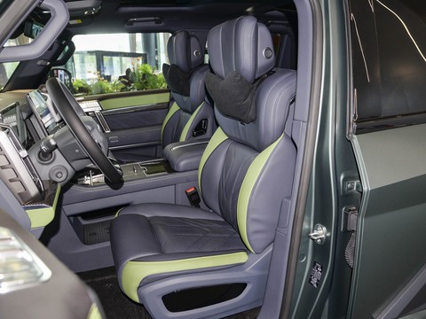 Mengshi M800 — China range-extender EV for export — photo 10