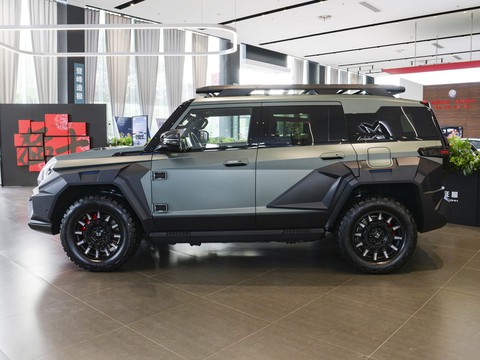 Mengshi M800 — China range-extender EV for export — photo 4