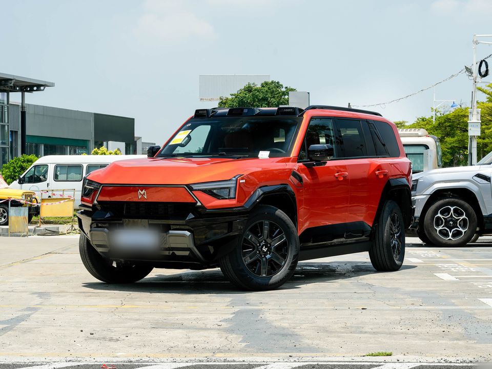 Mengshi M817 — China plug-in hybrid EV for export