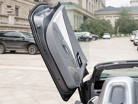 MG Cyberster — China electric EV for export — photo 11