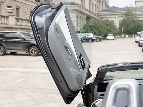 MG Cyberster — China electric EV for export — photo 11