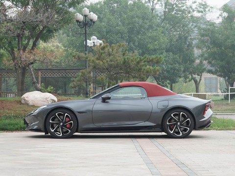 MG Cyberster — China electric EV for export — photo 4