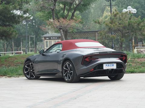 MG Cyberster — China electric EV for export — photo 5