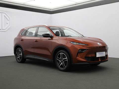 MG ES5 — China electric EV for export — photo 3