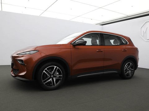 MG ES5 — China electric EV for export — photo 4