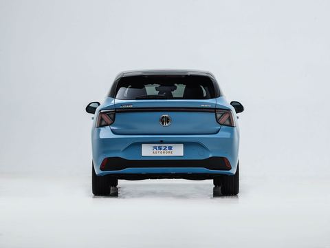 MG 4 — China electric EV for export — photo 6