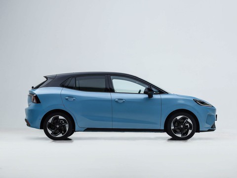 MG 4 — China electric EV for export — photo 8