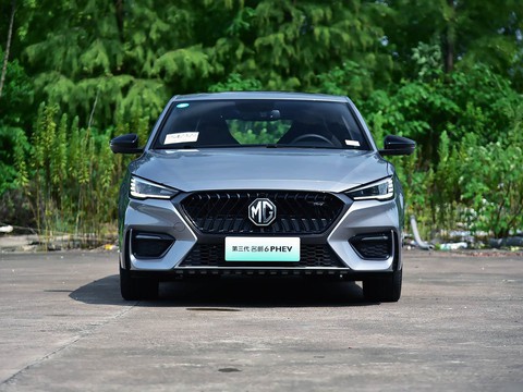 MG6 PHEV — China plug-in hybrid EV for export — photo 2