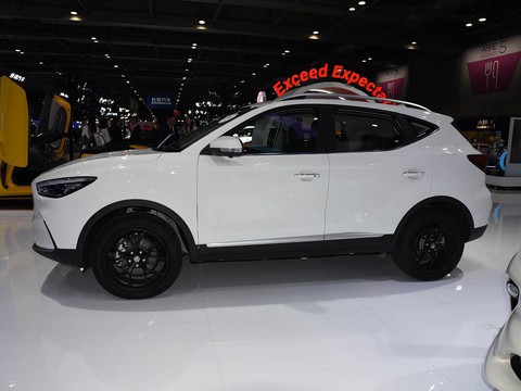 MG EZS EV — China electric EV for export — photo 4