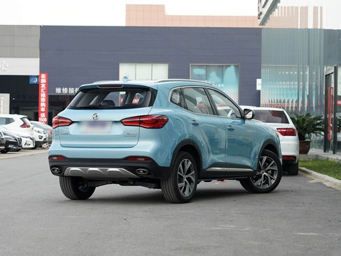 MG HS PHEV — China plug-in hybrid EV for export — photo 7