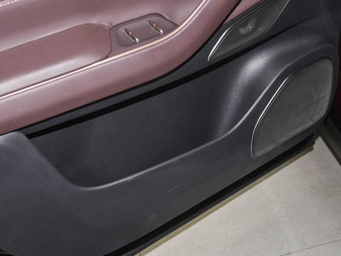 NIO EC7 — China electric EV for export — photo 16