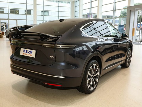 NIO EC7 — China electric EV for export — photo 7