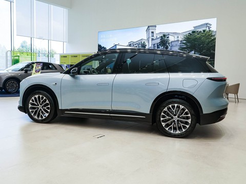 NIO ES6 — China electric EV for export — photo 4
