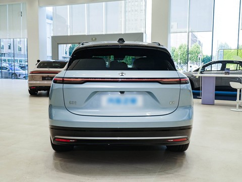 NIO ES6 — China electric EV for export — photo 6