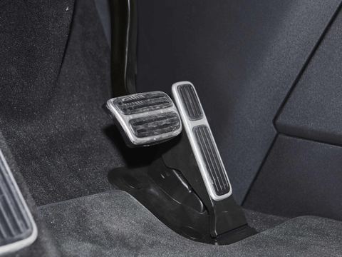 NIO Wei LaiES7 — China electric EV for export — photo 13
