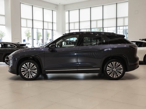 NIO ES7 — China electric EV for export — photo 4