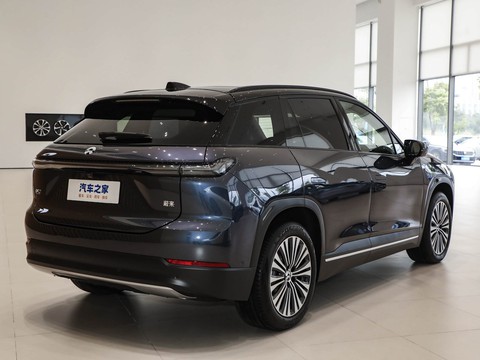 NIO ES7 — China electric EV for export — photo 7