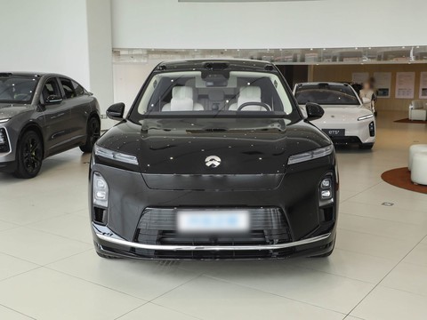 NIO ES8 — China electric EV for export — photo 2