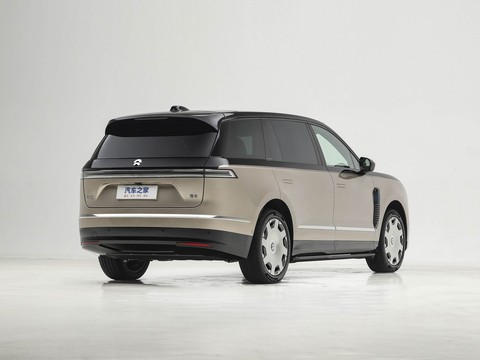 NIO ES9 — China electric EV for export — photo 7