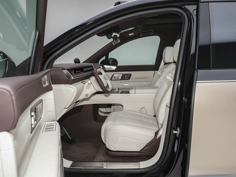 NIO ES9 — China electric EV for export — photo 9
