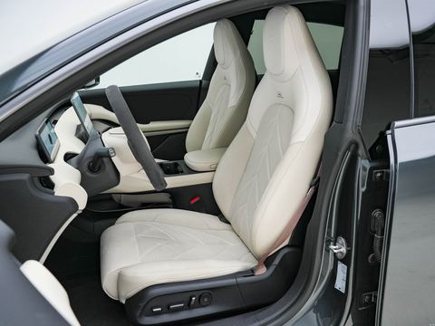 NIO Wei LaiET5 — China electric EV for export — photo 10