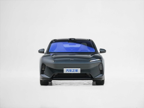 NIO ET5 — China electric EV for export — photo 2