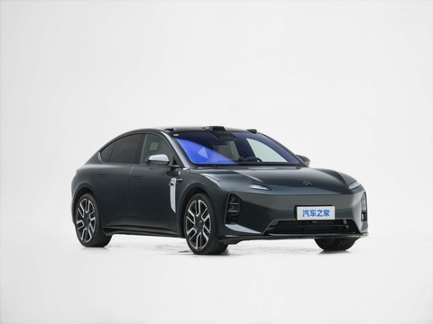 NIO ET5 — China electric EV for export — photo 3