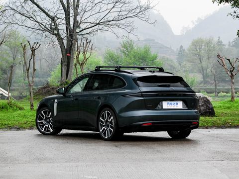 NIO Wei LaiET5T — China electric EV for export — photo 5
