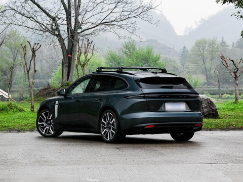 NIO ET5T — China electric EV for export — photo 5