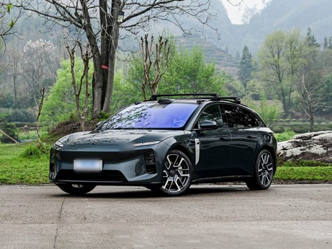 NIO ET5T — China electric EV for export