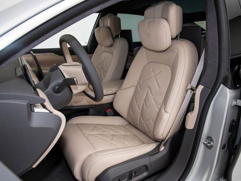 NIO Wei LaiET7 — China electric EV for export — photo 10