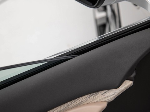 NIO ET7 — China electric EV for export — photo 12
